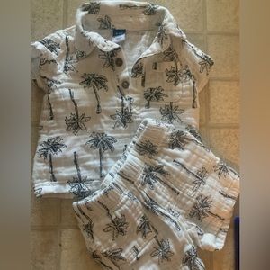 Two piece tropical baby outfit